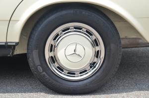 Mercedes-Benz 240 D 1983 года  (EU)